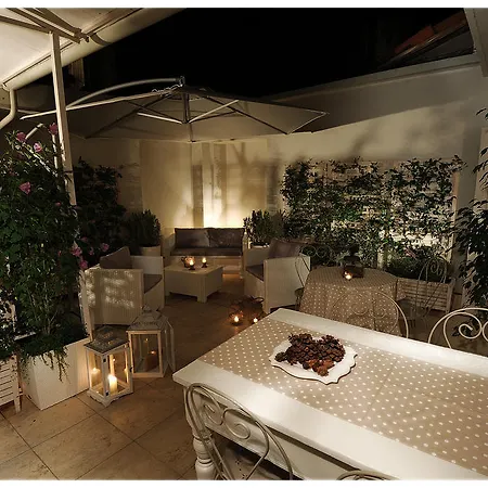 Bed & Breakfast Sant'agostino 3*